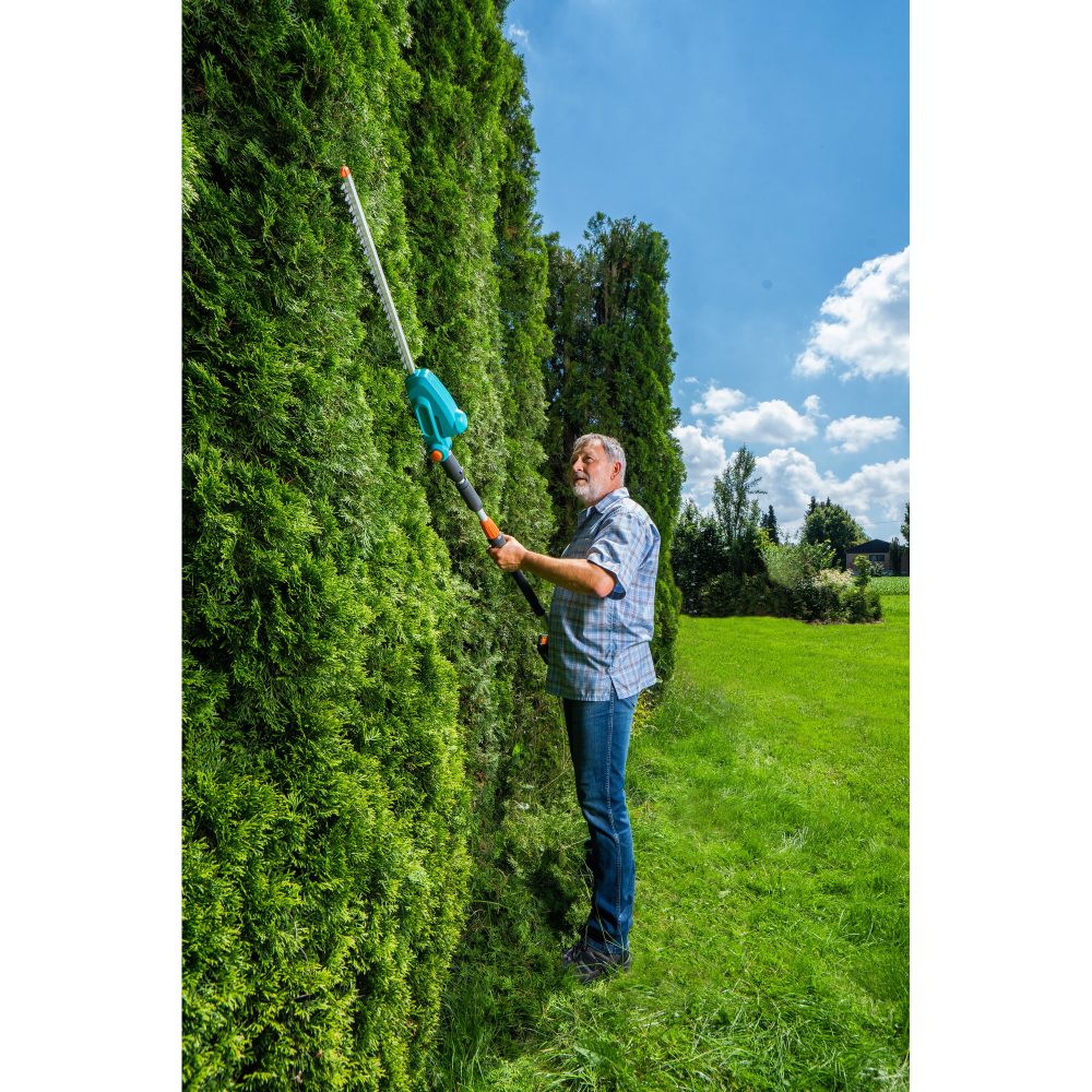 Gardena Akku-Teleskop-Heckenschere 'THS 42/18V Power4All' mit Akku